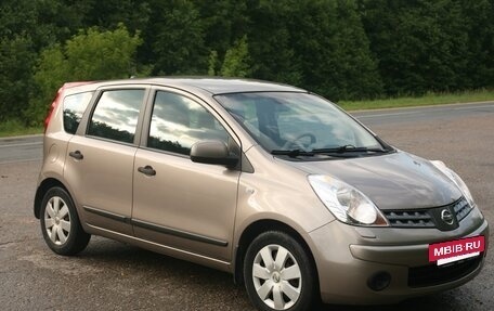 Nissan Note II рестайлинг, 2008 год, 710 000 рублей, 2 фотография