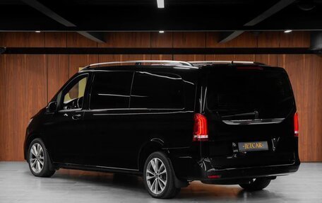 Mercedes-Benz V-Класс, 2017 год, 13 000 000 рублей, 6 фотография