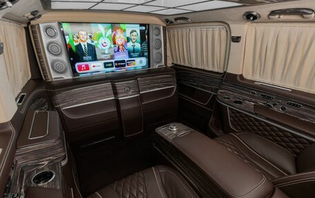 Mercedes-Benz V-Класс, 2017 год, 13 000 000 рублей, 21 фотография