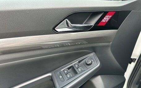 Volkswagen Bora, 2022 год, 2 190 000 рублей, 11 фотография