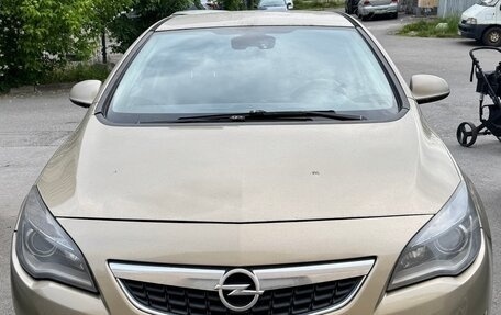 Opel Astra J, 2011 год, 650 000 рублей, 6 фотография