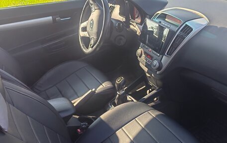 KIA cee'd I рестайлинг, 2011 год, 680 000 рублей, 2 фотография