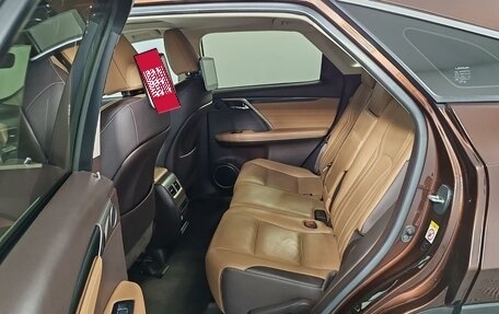 Lexus RX IV рестайлинг, 2017 год, 3 575 000 рублей, 12 фотография