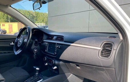 KIA Rio IV, 2019 год, 1 365 000 рублей, 11 фотография
