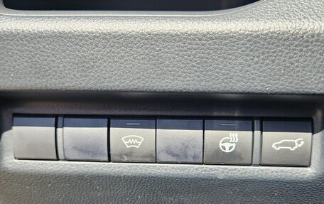 Toyota RAV4, 2021 год, 2 999 000 рублей, 13 фотография