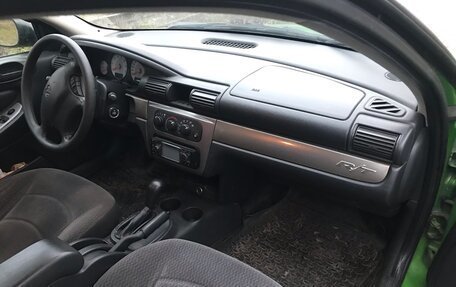 Dodge Stratus II, 2001 год, 220 000 рублей, 2 фотография