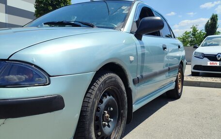 Mitsubishi Carisma I, 2002 год, 250 000 рублей, 4 фотография
