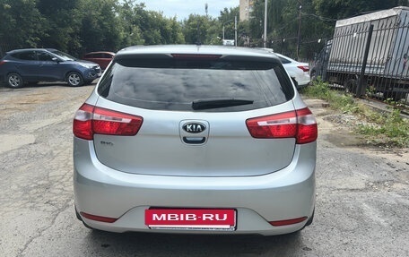 KIA Rio III рестайлинг, 2013 год, 1 000 000 рублей, 4 фотография