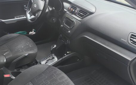 KIA Rio III рестайлинг, 2013 год, 1 000 000 рублей, 11 фотография