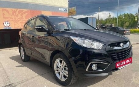 Hyundai ix35 I рестайлинг, 2013 год, 1 980 000 рублей, 2 фотография