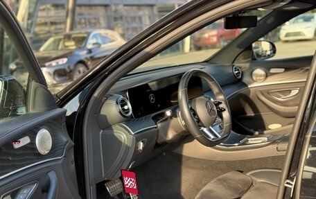 Mercedes-Benz E-Класс, 2021 год, 4 380 000 рублей, 4 фотография