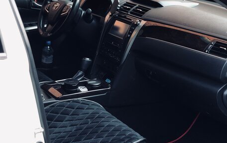Toyota Camry, 2016 год, 1 700 000 рублей, 5 фотография