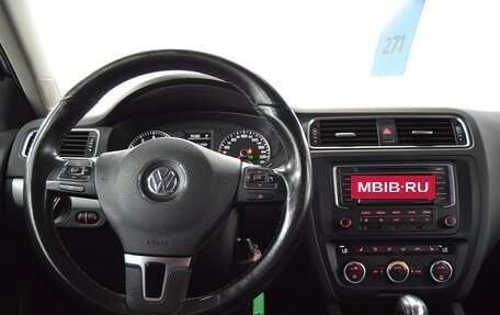 Volkswagen Jetta VI, 2013 год, 760 000 рублей, 11 фотография