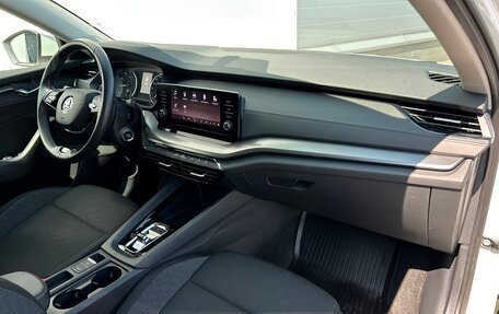 Skoda Octavia IV, 2021 год, 2 288 100 рублей, 7 фотография