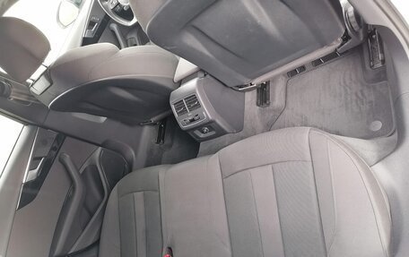 Audi A4, 2019 год, 2 550 000 рублей, 7 фотография