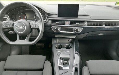 Audi A4, 2019 год, 2 550 000 рублей, 11 фотография