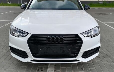 Audi A4, 2019 год, 2 550 000 рублей, 12 фотография