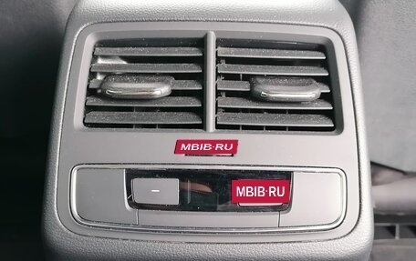 Audi A4, 2019 год, 2 550 000 рублей, 6 фотография