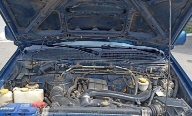 Nissan Terrano II рестайлинг, 2001 год, 550 000 рублей, 17 фотография