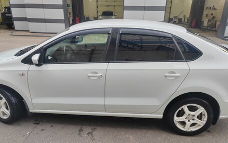Volkswagen Polo VI (EU Market), 2015 год, 870 000 рублей, 2 фотография