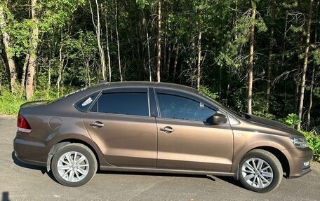 Volkswagen Polo VI (EU Market), 2015 год, 850 000 рублей, 3 фотография
