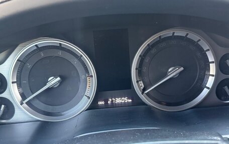 Toyota Land Cruiser 200, 2019 год, 5 300 000 рублей, 10 фотография
