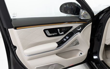 Mercedes-Benz Maybach S-Класс, 2022 год, 25 990 000 рублей, 25 фотография
