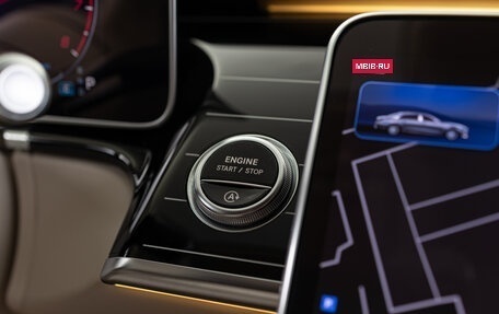 Mercedes-Benz Maybach S-Класс, 2022 год, 25 990 000 рублей, 36 фотография