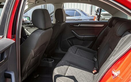 Skoda Rapid I, 2018 год, 1 548 000 рублей, 11 фотография