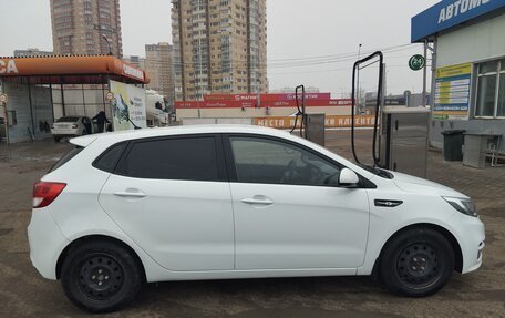 KIA Rio III рестайлинг, 2015 год, 745 000 рублей, 10 фотография