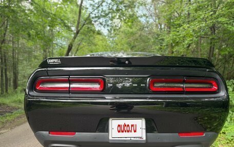 Dodge Challenger III рестайлинг 2, 2020 год, 3 900 000 рублей, 11 фотография