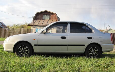 Hyundai Accent II, 2010 год, 650 000 рублей, 3 фотография