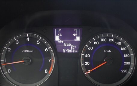 Hyundai Solaris II рестайлинг, 2015 год, 969 000 рублей, 11 фотография