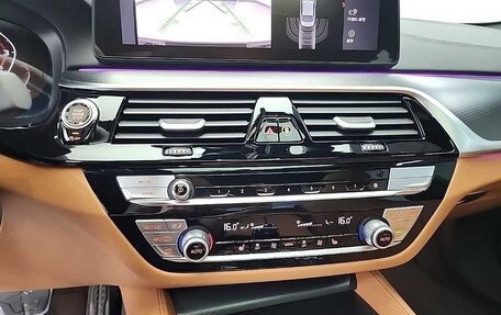 BMW 5 серия, 2022 год, 3 889 000 рублей, 14 фотография