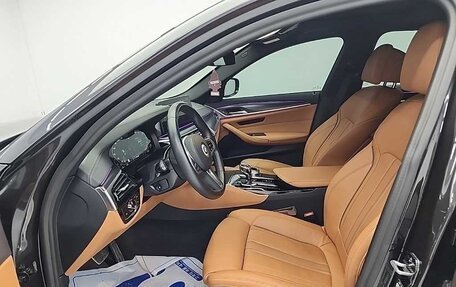 BMW 5 серия, 2022 год, 3 889 000 рублей, 8 фотография
