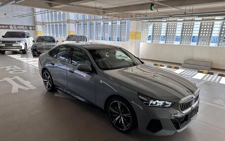 BMW 5 серия, 2024 год, 6 880 000 рублей, 3 фотография