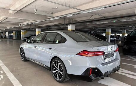 BMW 5 серия, 2024 год, 6 880 000 рублей, 8 фотография