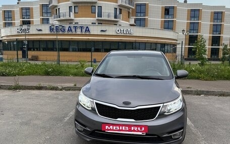 KIA Rio III рестайлинг, 2017 год, 1 129 000 рублей, 2 фотография