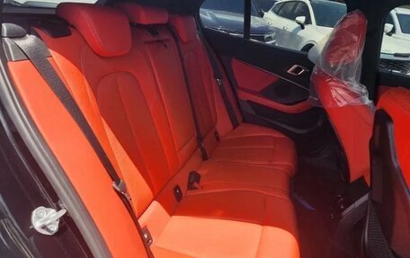 BMW 1 серия, 2024 год, 4 080 000 рублей, 17 фотография