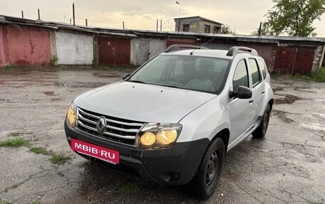 Renault Duster I рестайлинг, 2013 год, 685 000 рублей, 3 фотография