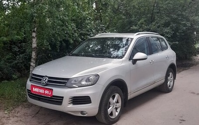 Volkswagen Touareg III, 2011 год, 1 890 000 рублей, 1 фотография
