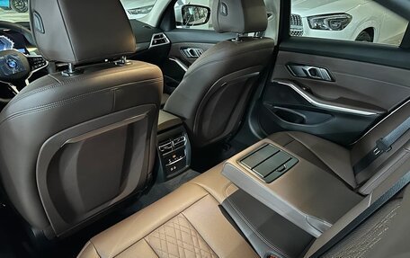 BMW 3 серия, 2024 год, 5 180 000 рублей, 23 фотография