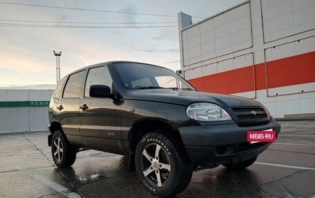 Chevrolet Niva I рестайлинг, 2006 год, 372 000 рублей, 2 фотография