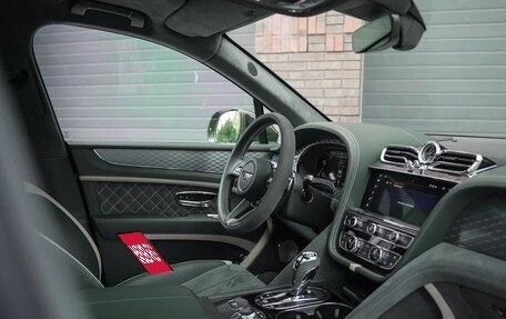 Bentley Bentayga I, 2021 год, 25 000 000 рублей, 6 фотография