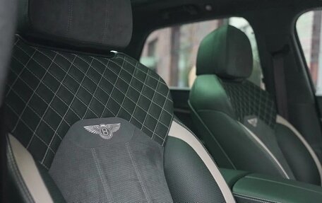 Bentley Bentayga I, 2021 год, 25 000 000 рублей, 10 фотография