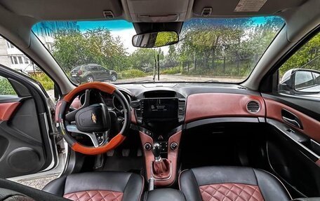 Chevrolet Cruze II, 2011 год, 639 000 рублей, 5 фотография
