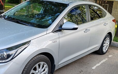 Hyundai Solaris II рестайлинг, 2018 год, 1 250 000 рублей, 5 фотография