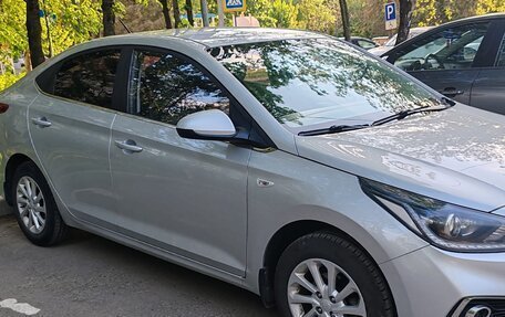 Hyundai Solaris II рестайлинг, 2018 год, 1 250 000 рублей, 6 фотография