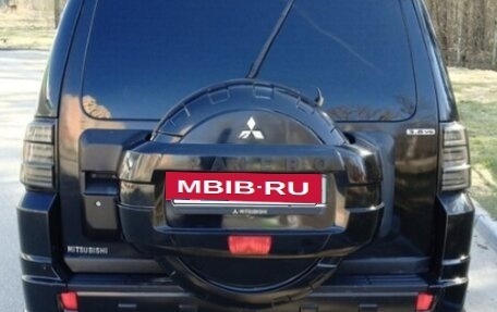 Mitsubishi Pajero IV, 2006 год, 1 000 000 рублей, 3 фотография