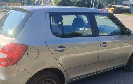 Skoda Fabia II, 2013 год, 850 000 рублей, 2 фотография